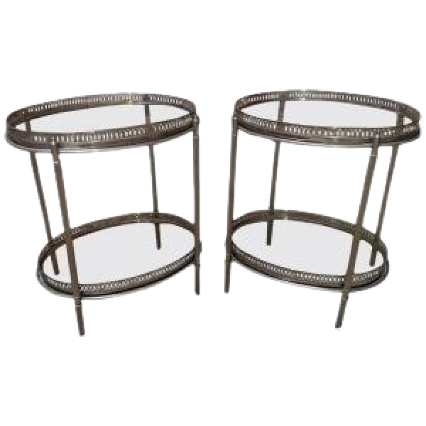 MOD 1451 Maison Bagues, paire de tables d'appoint en métal argenté