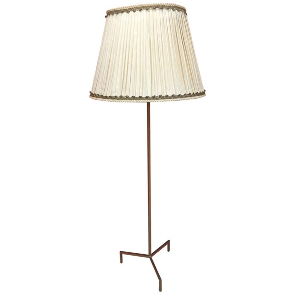 MOD 1254 Lampadaire En Fer Doré , Dans Le Style De Royere Circa 1950