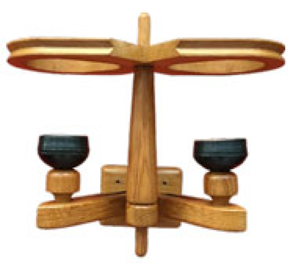 MOD 1936 Guillerme et Chambron, applique en chêne et céramique de Danikowski.